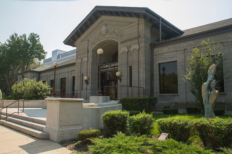 Fachada do DuSable Museum of African American History em Chicago