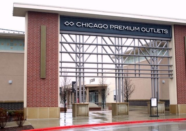 Entrada do Premium Outlets em Chicago