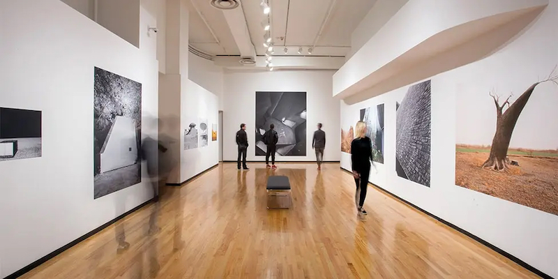 Visitantes no Museum of Contemporary Photography em Chicago